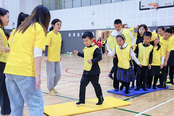学生集会 - 首次学院活动,南通惠立学校
